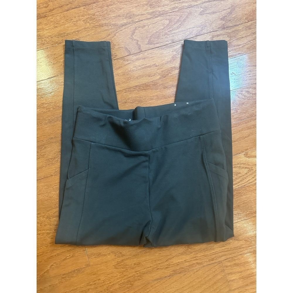 LOU & GREY Olive Green Leggings with Pockets - MP Medium Petite